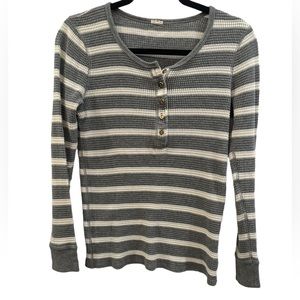 J. Crew ribbed waffle knit thermal Henley long sleeve shirt woman's size M EUC